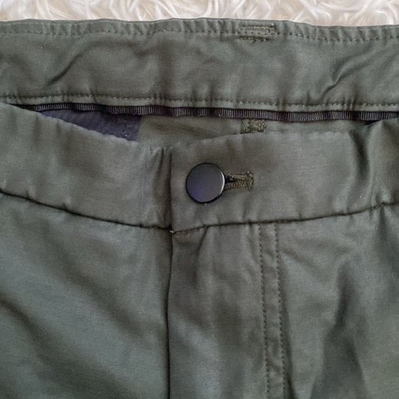 Lululemon men’s ABC dark green pants - Picture 5 of 11